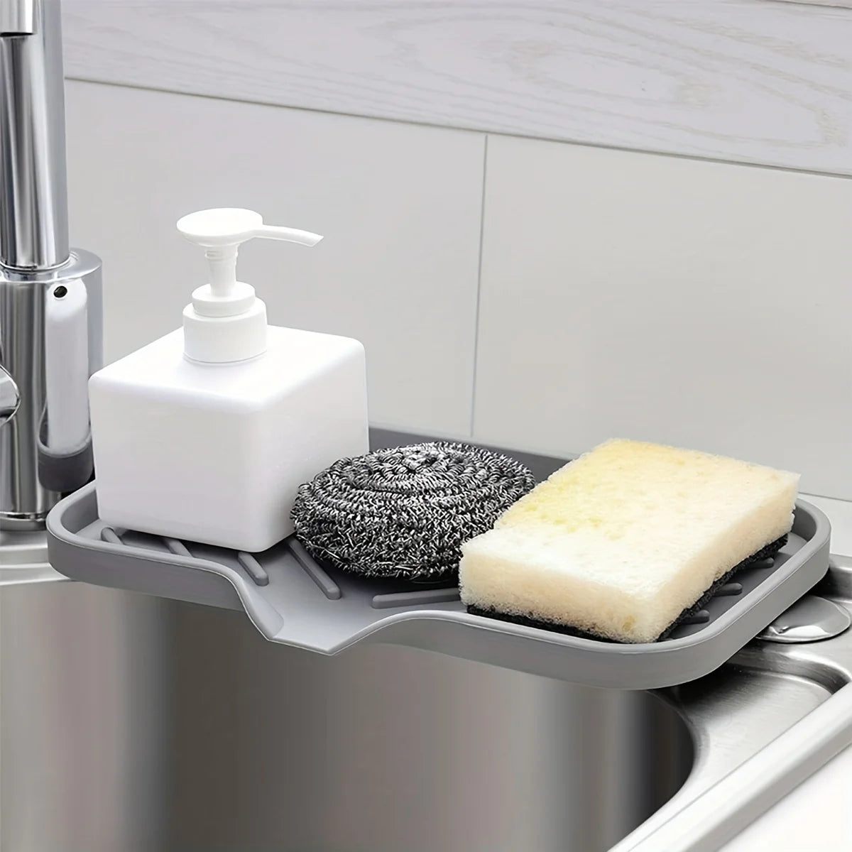 Silicone Draining Soap Dish – Quick-Dry, Non-Slip & Easy-Clean Holder]