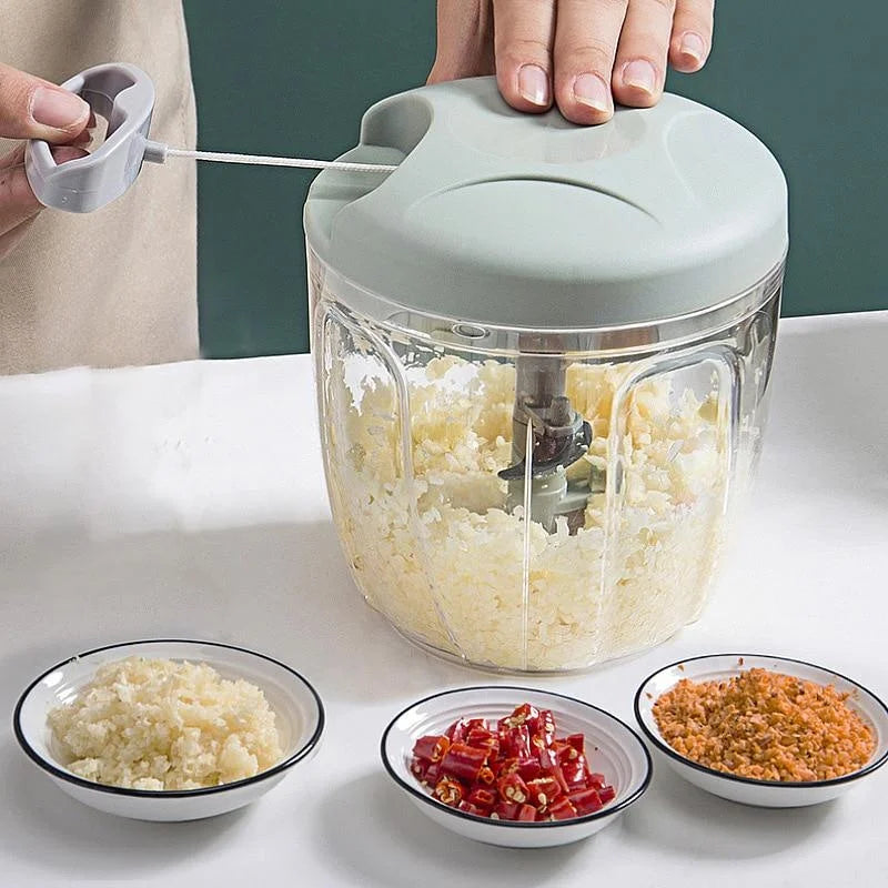 Manual Food Chopper – Compact Garlic & Vegetable Crusher with Stainless Steel Blades (500ml/900ml)